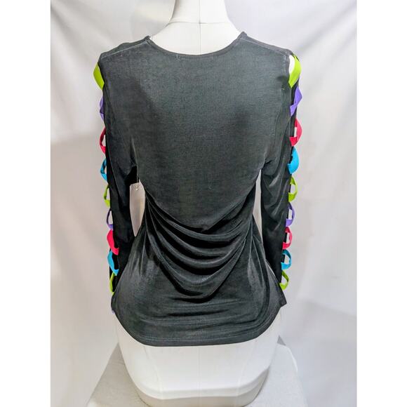 Talk of the Walk Black Multi Color Cutout Sleeve Top Small NWT - Picture 4 of 8